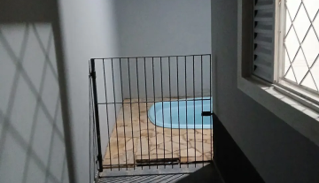 C3703 18.jpg